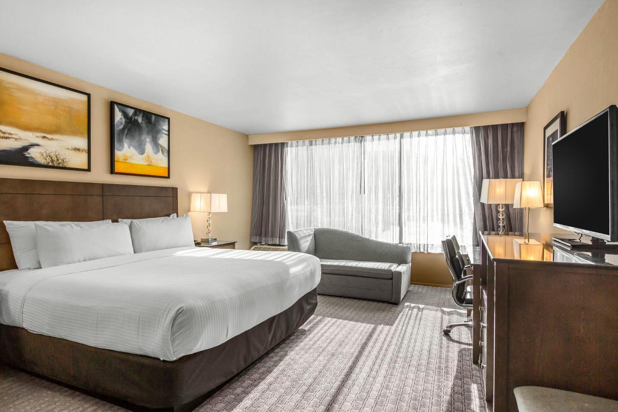 Voco 3* Laguna Hills